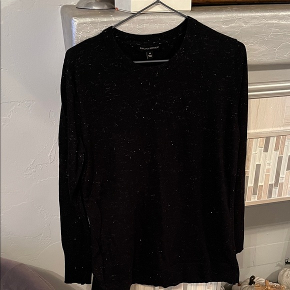 Banana Republic Black Crew Neck Sweater - Picture 1 of 3